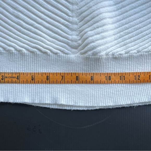 ALFANI BATWING OFF WHITE BLOUSE SIZE LARGE RIBBED PATTERN (FITS SMALL) - Picture 9 of 10